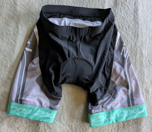 2XU Tri Triathlon Padded Cycling Shorts Womens M Black Green Gray