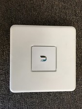 USG / Ubiquiti 1000Mbps Gigabit UniFi Security Gateway with Power Supply