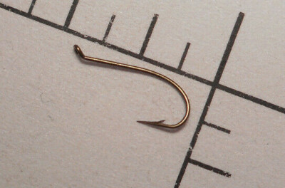 100 MUSTAD & SON HOOKS #16 TROUT DRY Fly Tying Special Sproat 4x Fine Wire 38933