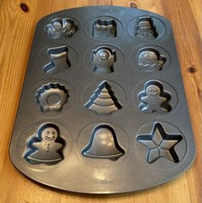 WILTON 12 Cavity Christmas Cookie Holiday Non...