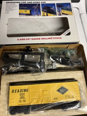 O Gauge 3-Rail Lionel 6-16614  Reading Operating Cop & Hobo Box Car #16614 NEW