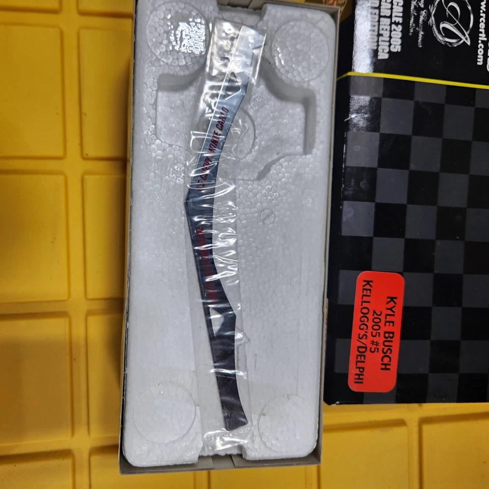 1:24 Acción 2006 #5 Delphi Kellogg's Monte Carlo SS KYLE BUSCH Coche A24 Foto 4 de 4