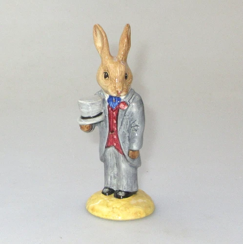 Royal Doulton Bunnykins Figurine Groom Bunnykins DB 102
