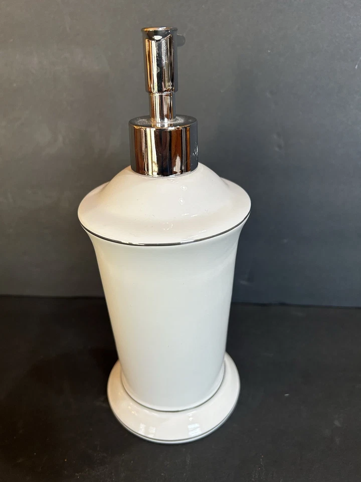 Creative Bath Ceramic White W/Silver Trim Regency Lotion Pump 9.5”H - Image 3 of 4