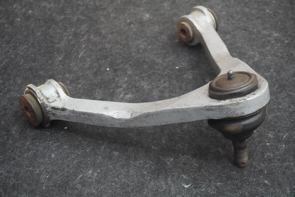 Rear Left or Right Upper Control Arm OEM 04709292 Dodge Viper Gen 2 1996-02 - Image 4 of 4