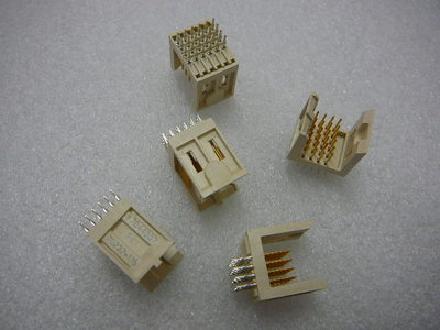 FCI 70232-115 METRAL HEADER 4-Row 24 POS 2mm Press-Fit GOLD *NEW* Qty.5