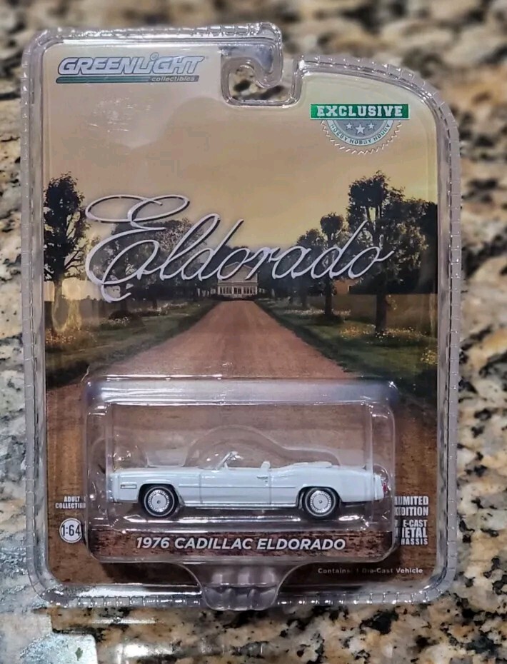 GREENLIGHT 1:64 1976 CADILLAC EL DORADO CONVERTIBLE - WHITE w/BULL HORNS GL30523