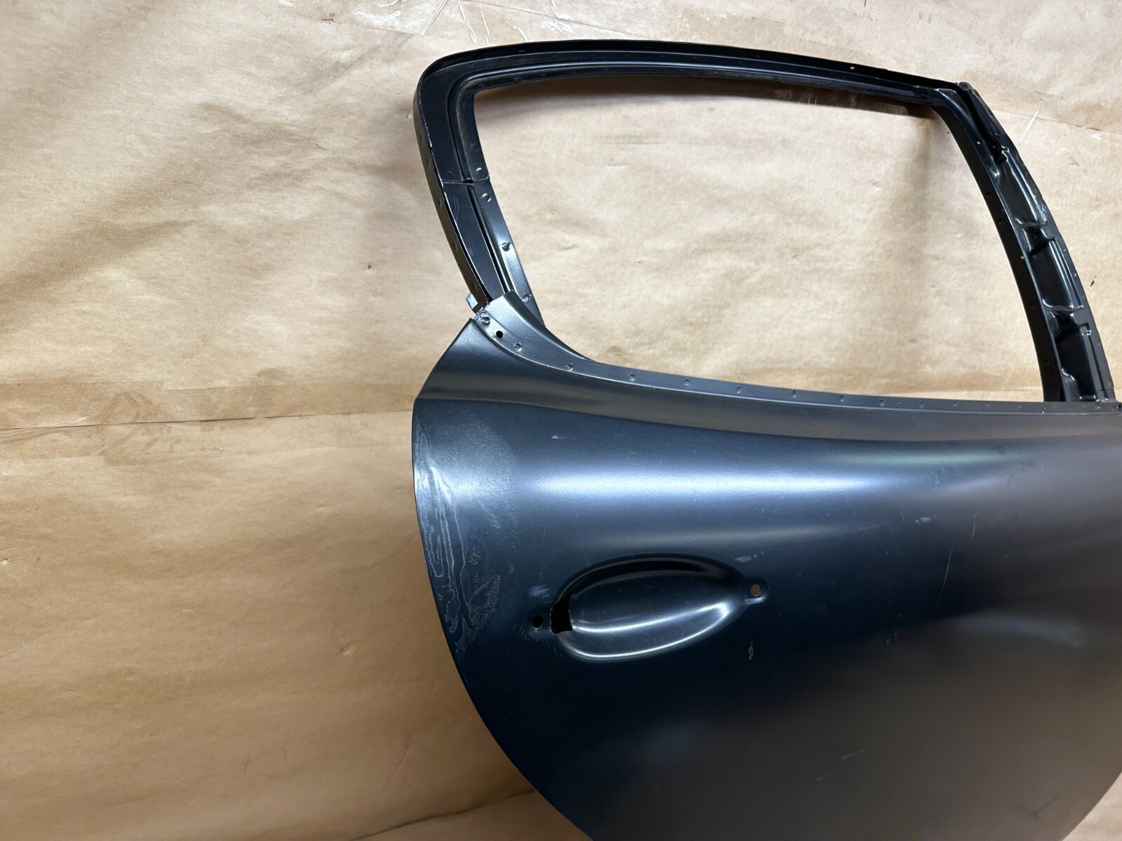 New 2004-2013 MASERATI QUATTROPORTE M139 REAR RIGHT PASSENGER SIDE DOOR SHELL RH