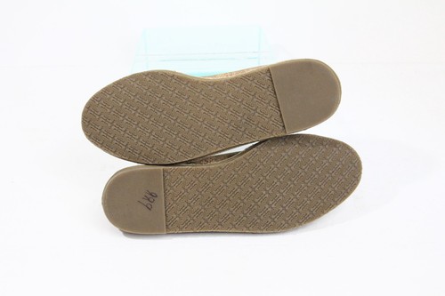 Roxy Slip on Shoes sz 8 NEW Women Flat Faux Leather Casual Geometric Print - Picture 9 of 9