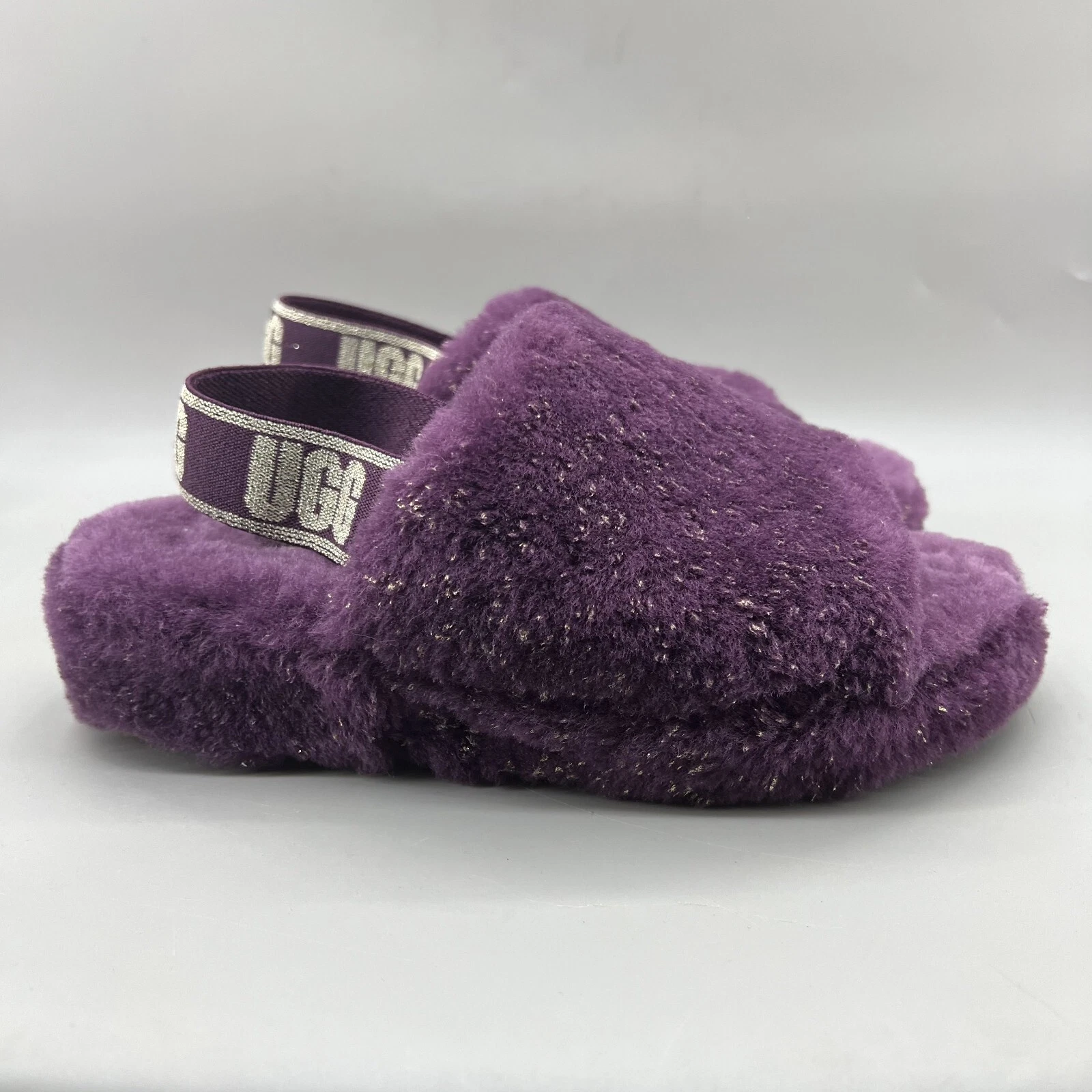 UGG Fluff Yeah ciabatte viola scintillante metallizzato donna taglia 7 comode slingback
