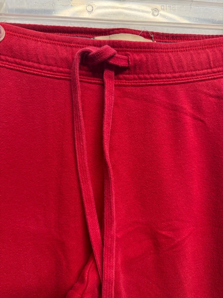 Pantalones de chándal Hollister rojos talla M con cordón en la cintura Foto 3 de 4