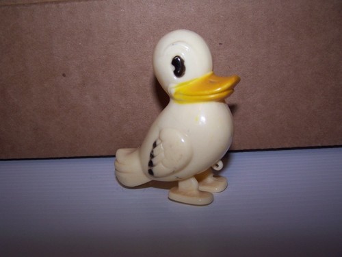 vintage toy - pull along walking duck / ramp walker, made in