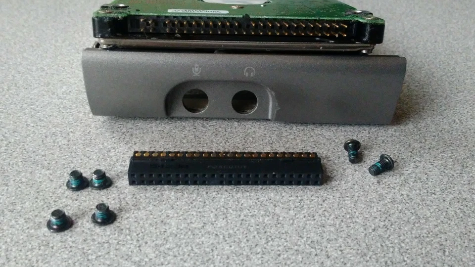 Dell CN-0K1664 Hard Disk Caddy & Used IBM Travelstar 30GB Laptop IDE HD Drive - Image 4 of 4