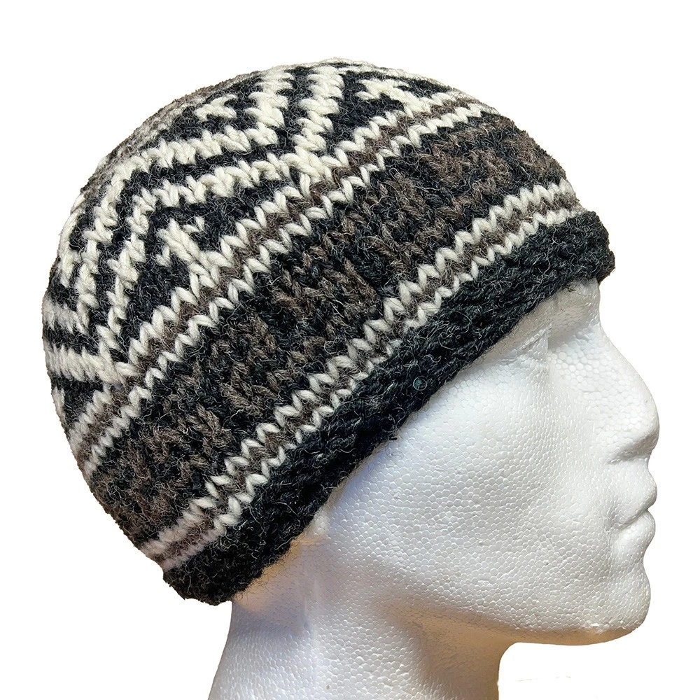 Zig Zag Pattern Men's Beanie With Cosy Fleece Lining, One Size, Just the job