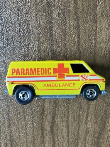 Vintage Hot Wheels Flying Colors Paramedic Super Van Yellow BW  HK 1974