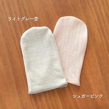 Angelica-Infused Face Mitt