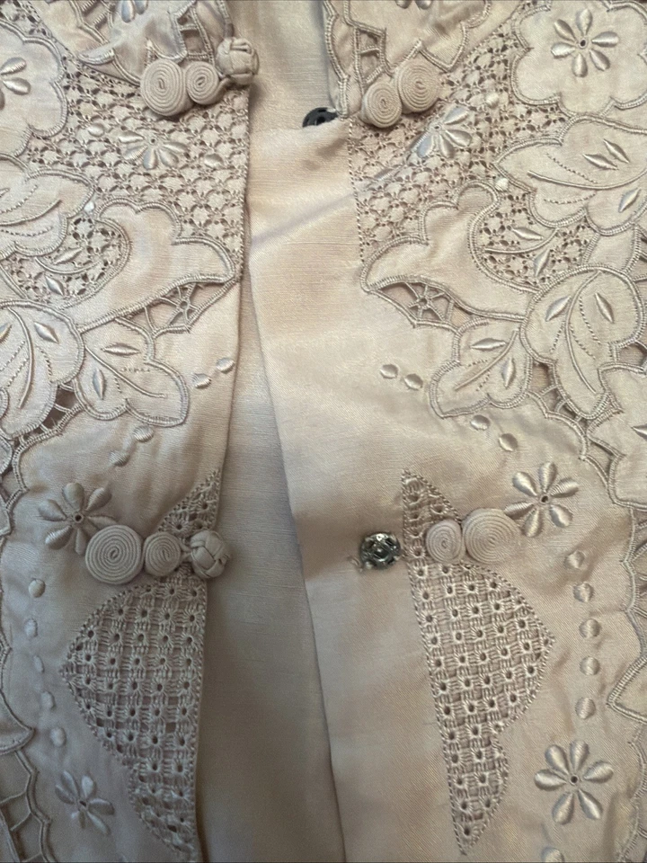 blusa de seda bordada vintage feita à mão Da Fui Gui - Imagem 3 de 4