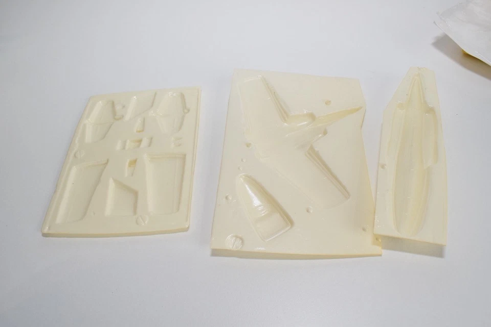 B85 1:72 A-MODELS SAAB 105 - SK 60 FLUGZEUG PLANE MIB 2 - Bild 3 von 4