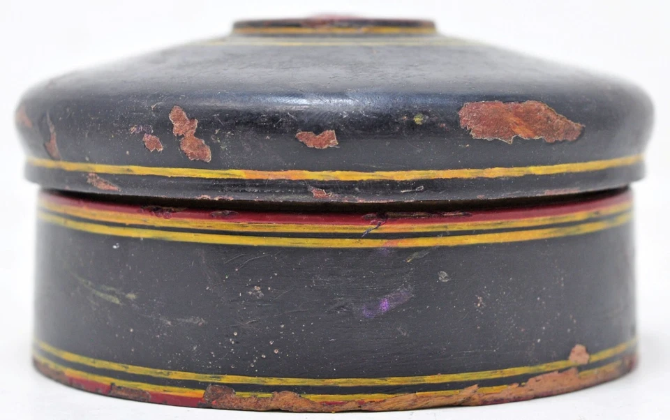 Antigua caja de madera Kum Kum en polvo Tika original laca tallada a mano pintada Foto 4 de 4