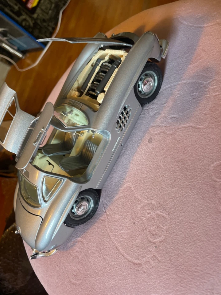 Mercedes 300 SL Nº 1954 Bburago vintage 3015 Escala 1/18 Hecho en Italia - 9" de largo Foto 4 de 4