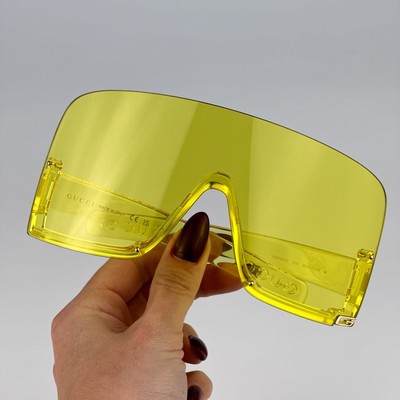 Gucci Women AUTHENTIC Sunglasses Yellow Bright Yellow Shield  display picture 1