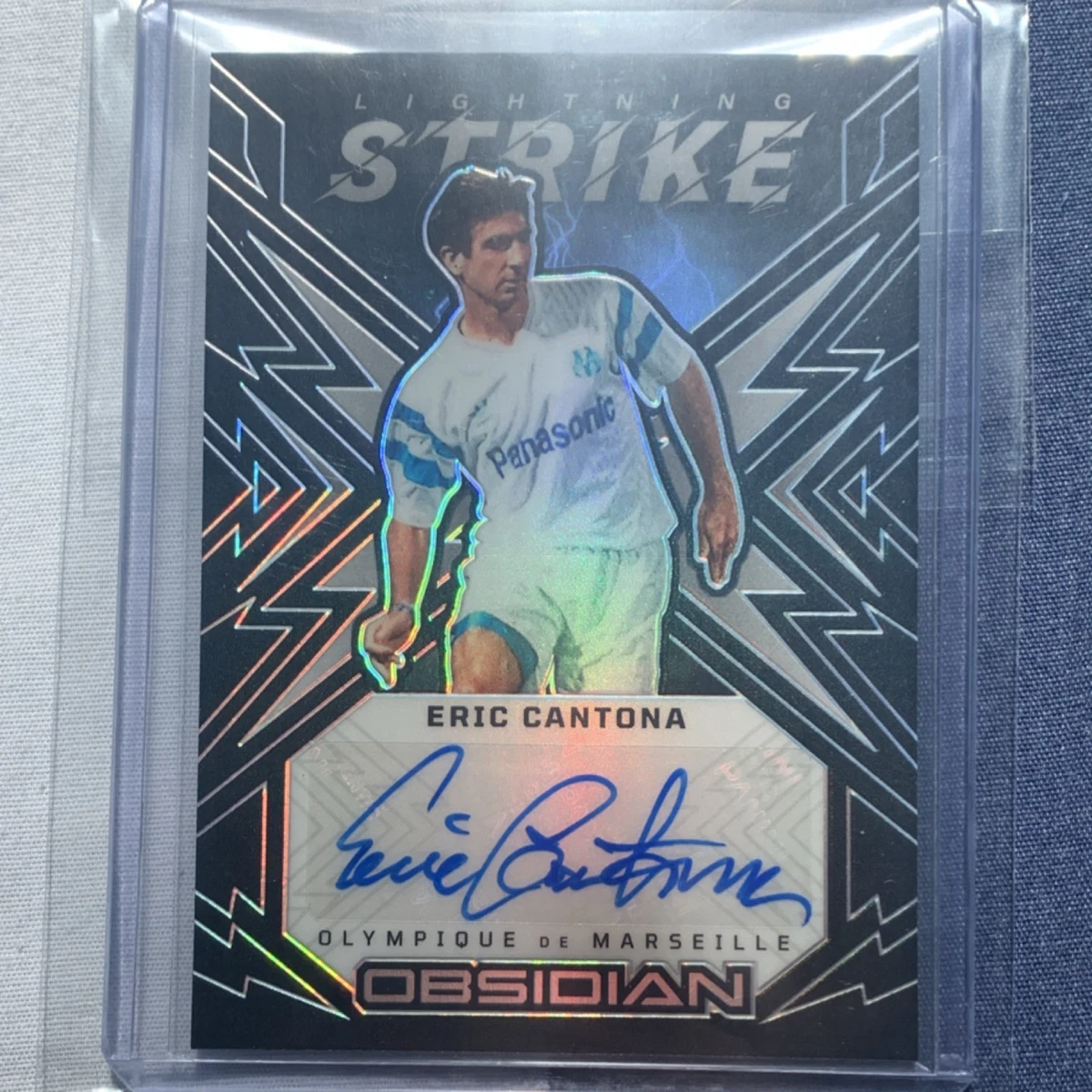 Eric Cantona Soccer Autographed Sports Trading Cards & Accessories