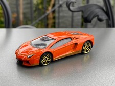 Hot Wheels Lamborghini Aventador LP 700-4 | Lose | Orange | Modell Spielzeugauto