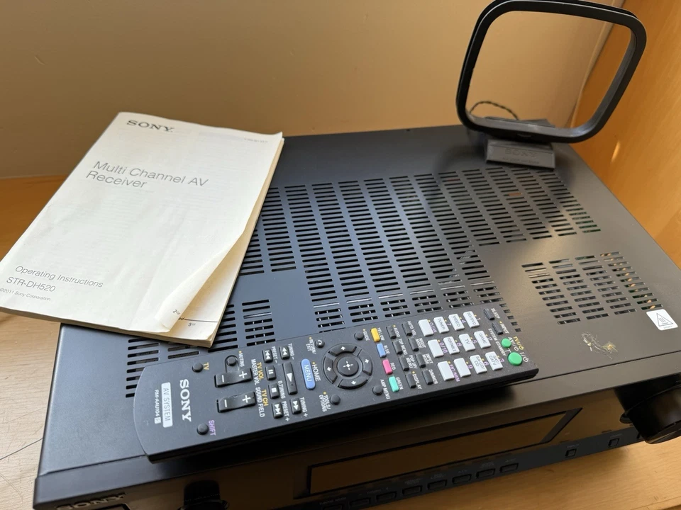 Sony STR-DH520 Multi-Channel AV Receiver 7.1 w/remote and antenna bundle  - Image 2 of 4