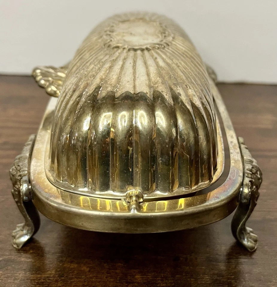 Plato de mantequilla enchapado en plata FB Rogers de colección cúpula oscilante cabeza de león patas con garras Foto 4 de 4