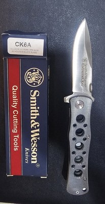 Smith & Wesson CK6A Extreme Ops Pocketknife Manual Clip Point Plain Edge Clip