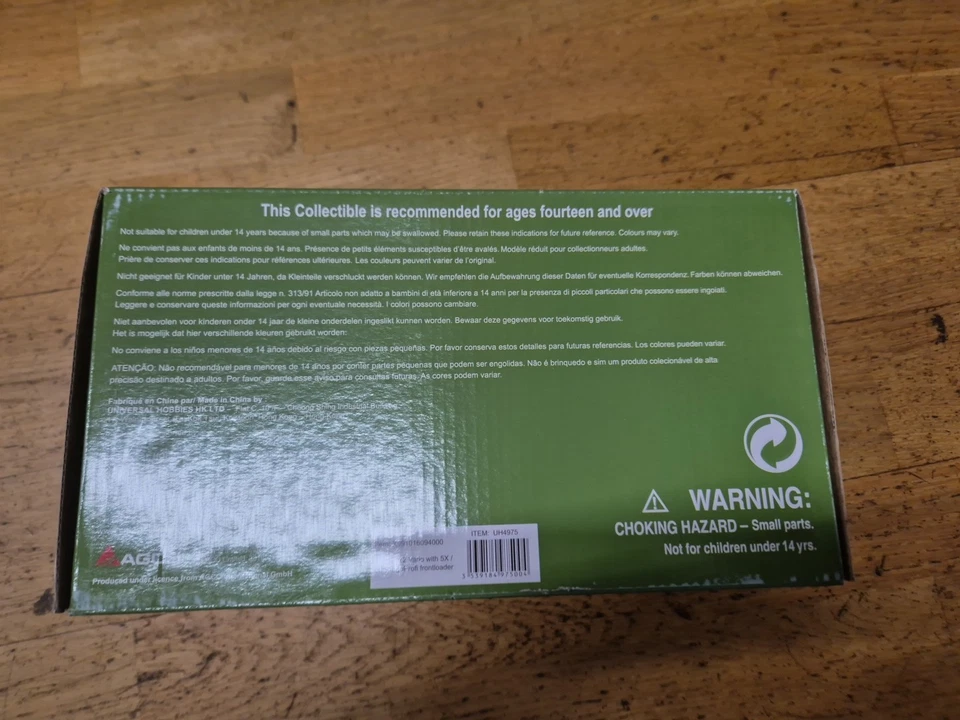 Universal Hobbies UH4975 Fendt 722 Vario with 5x/90 CargoProfi FrontLoader model - Image 3 of 4