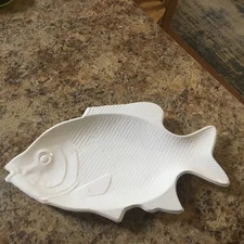 Vintage 15x9 Ceramic Artisan White Fish Serving Platter Gently Used Free Ship