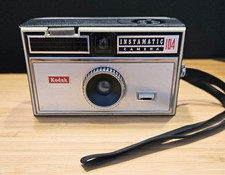Vintage 1960  s Kodak Instamatic 104 Camera - Made In USA - Untested / Collectors