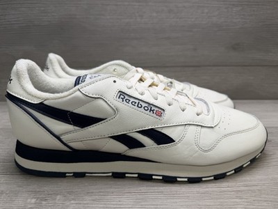 Reebok CLASSIC LEATHER 1983 VINTAGE Chalk/Vector Navy. Mens 13