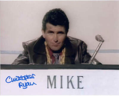 CHRISTOPHER RYAN - MIke in The Young Ones handsigniertes 10 x 8 Foto
