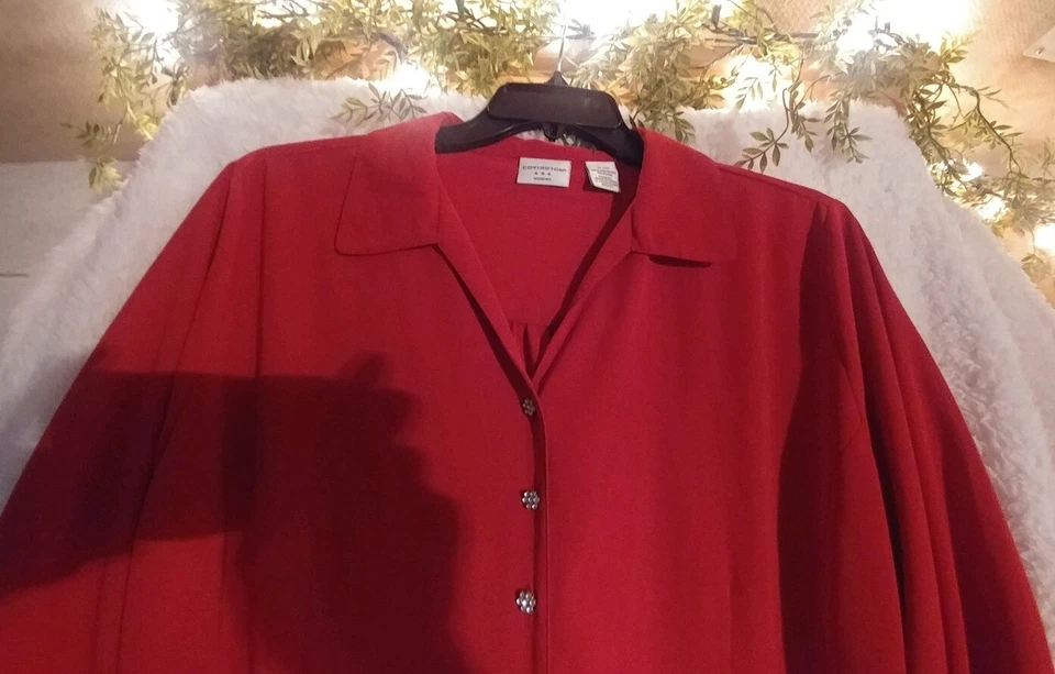 Blusa elegante con botones rojos Covington 16/18 manga campana botones decorativos para mujer nueva con etiquetas Foto 3 de 4
