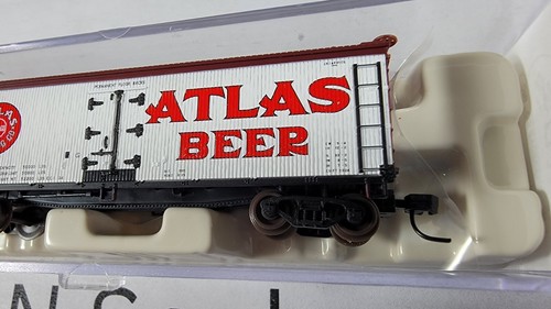 Atlas N Scale Atlas Beer Brewing Company Chicago 40' Wood Reefer GARE #68078 - Picture 3 of 3