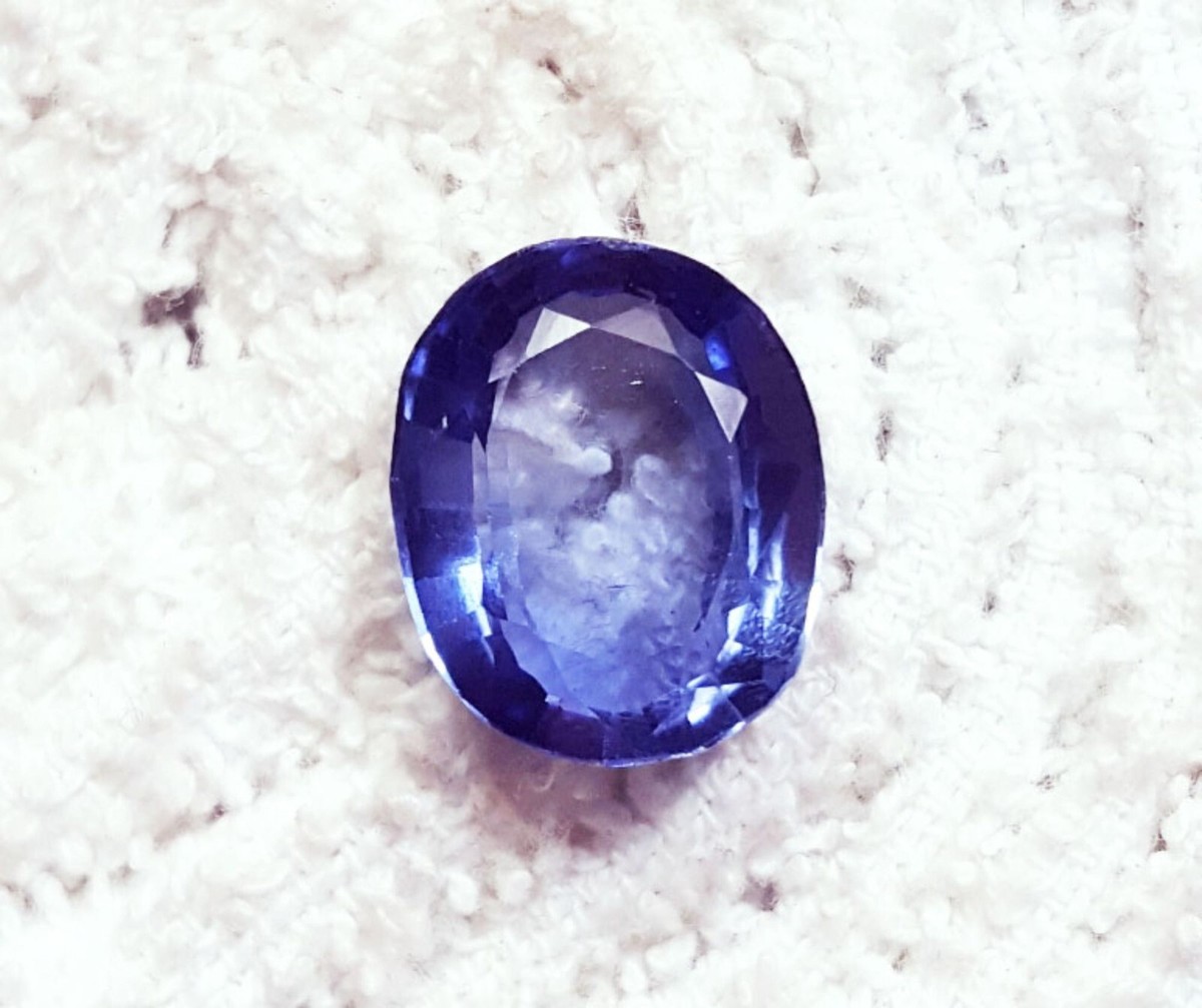 Saphir Naturel Bleu Ovale De 5,75 Carats - Certifié AGL, Non Traité - Origine Sri Lanka - Neuf Sans Emballage