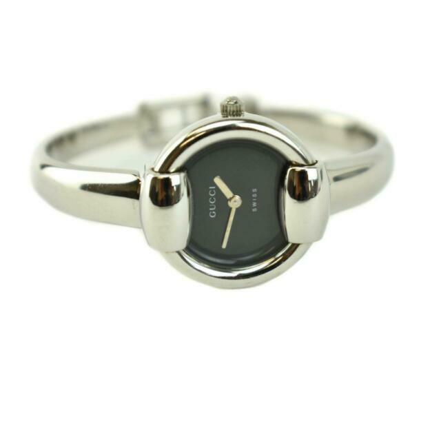 Gucci 1400L Women's Black Wristwatch 