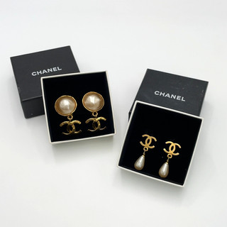 Auth Chanel Coco PearlSwing 93P/Coco Drop PearlEarrings 95PEngraved W/B BA050218