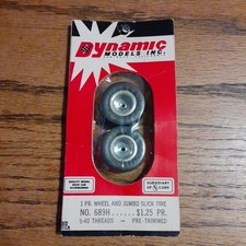 DYNAMIC MODELS INC WHEEL AND JUMBO SLICK TIRE 689H 5-40 THREADS Slot Car