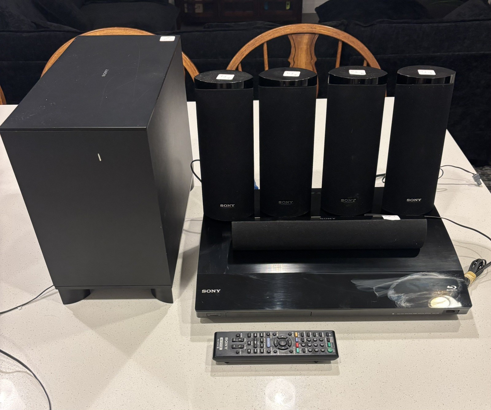 Sony bdv-t58 5. 1 channel blu-ray disc/dvd home theater system