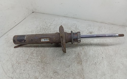VW PASSAT B6 3C2 Stoßdämpfer vorne rechts 3C0413031AT 1.99 Diesel 81kw 27639275
