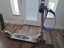 Sharper Image Store JD RAZOR Kick Scooter Aluminum