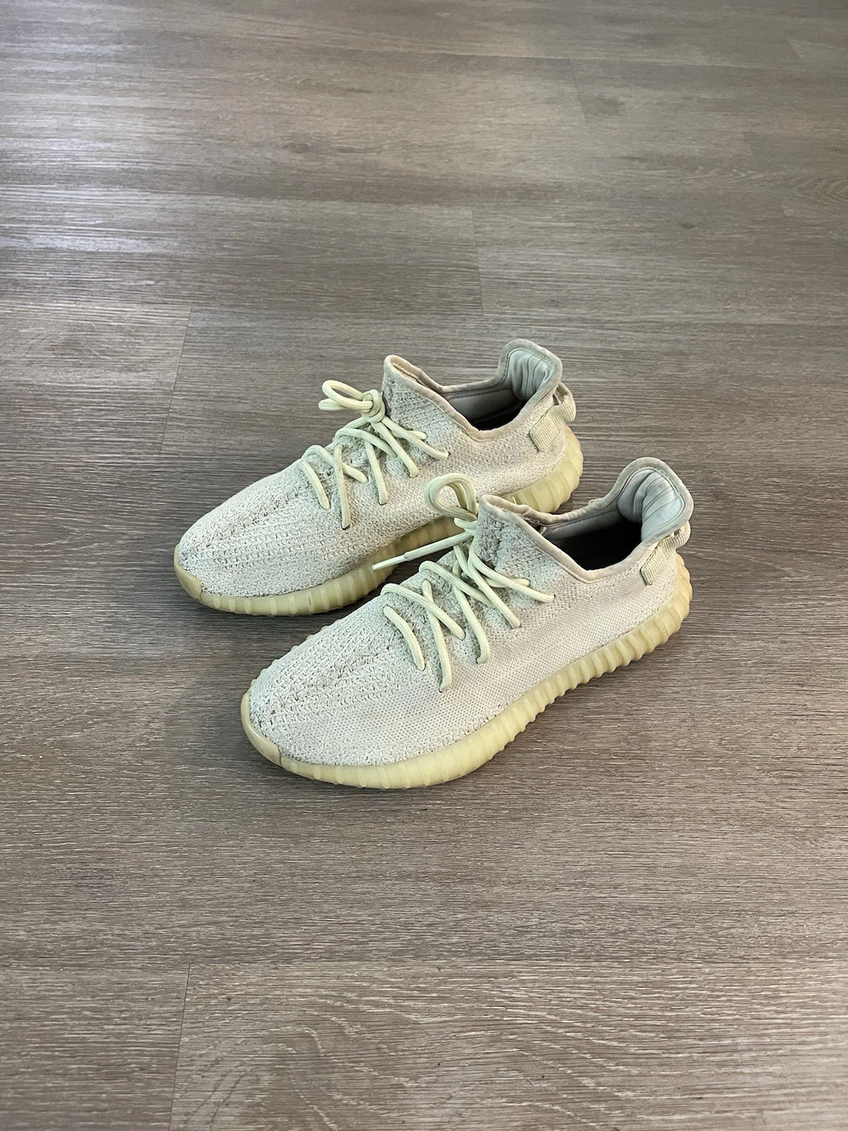 Adidas Yeezy Boost 350 V2 Taglia 9 Uomo Giallo Burro Bianco Gomma F36980