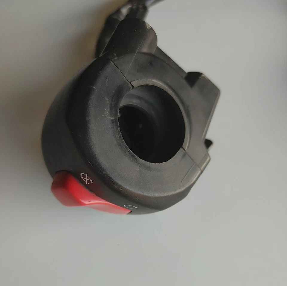 Interruptor de parada de arranque manillar derecho Suzuki 2001-2003 GSXR600 2000-2003 GSXR750 OEM Foto 3 de 4