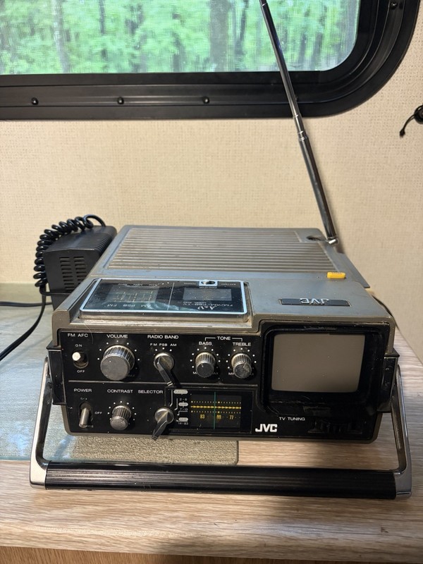 JVC Model 3050 Mobile/In-Vehicle CB Radio AM/FM/TV Gray/Black