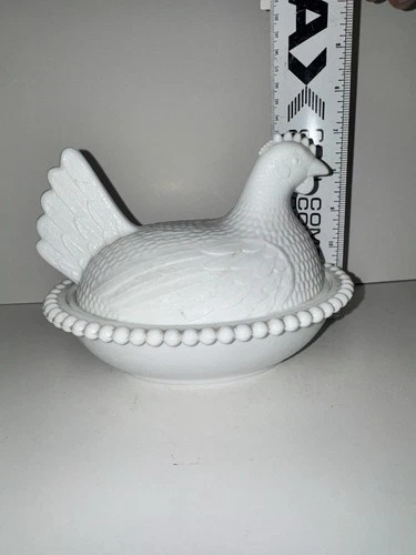 Vintage Indiana White Milk Glass Chicken Hen on Nest Covered Bowl/Candy Dish