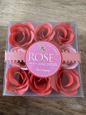 Two's Company ROSE BUDS Rose Scented Soap Petals Set of 9 Valentine s Day Gift
