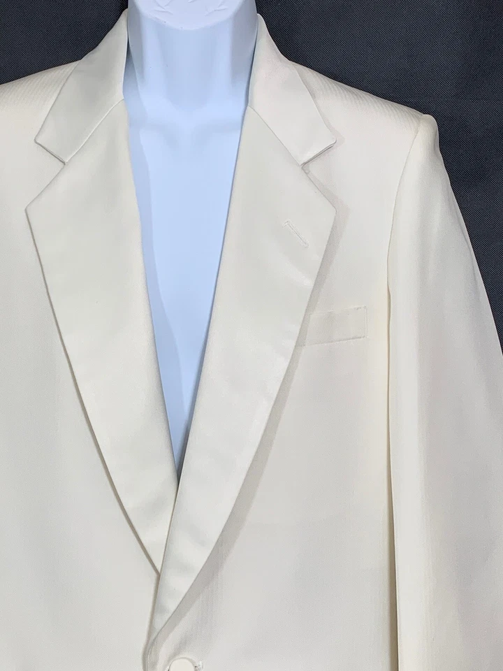 Pierre Cardin Size 42L Etoile Ivory Striped Tuxedo Jacket Notched Satin Lapels - Image 4 of 4